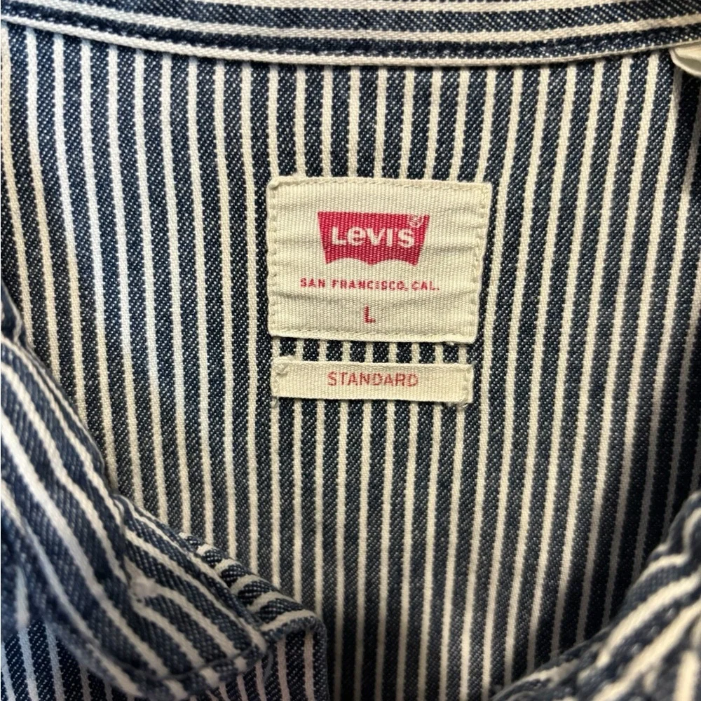 Levi's Mens L Blue White Pinstripe Western Snap Denim Shirt - Picture 4 of 6